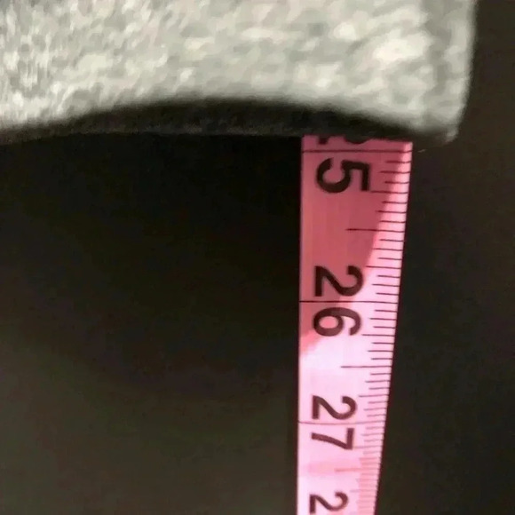 Under Armor Loose Fit, Racerback, scoop neck, lAthletic Tank Top - Picture 4 of 5